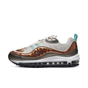 Nike Women’s Air Max 98 SE Sneakers